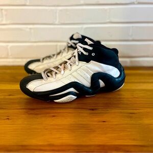 Adidas Basketball Real Deal x Pro Model - Men’s 10.5US